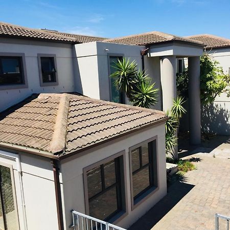 Harbour Close Boutique Villa Cape Town Exterior photo